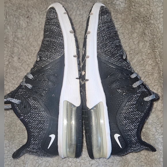 Nike Air Max Sequent 3 Women's Shoes size 6.5 Sneakers Gray Black White Trainers - Picture 2 of 15